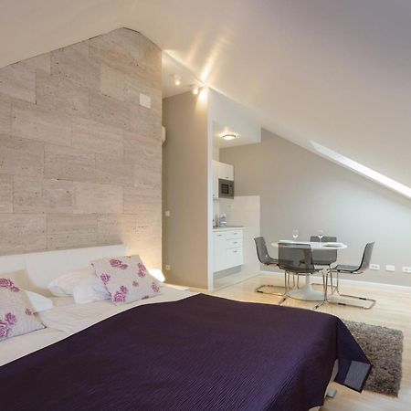 Laura Lux Suites Split Extérieur photo