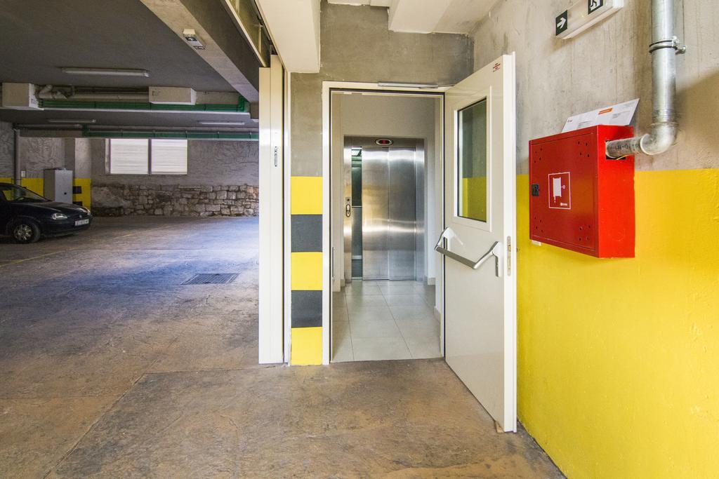 Laura Lux Suites Split Extérieur photo