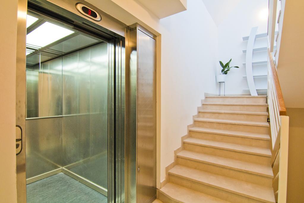 Laura Lux Suites Split Extérieur photo